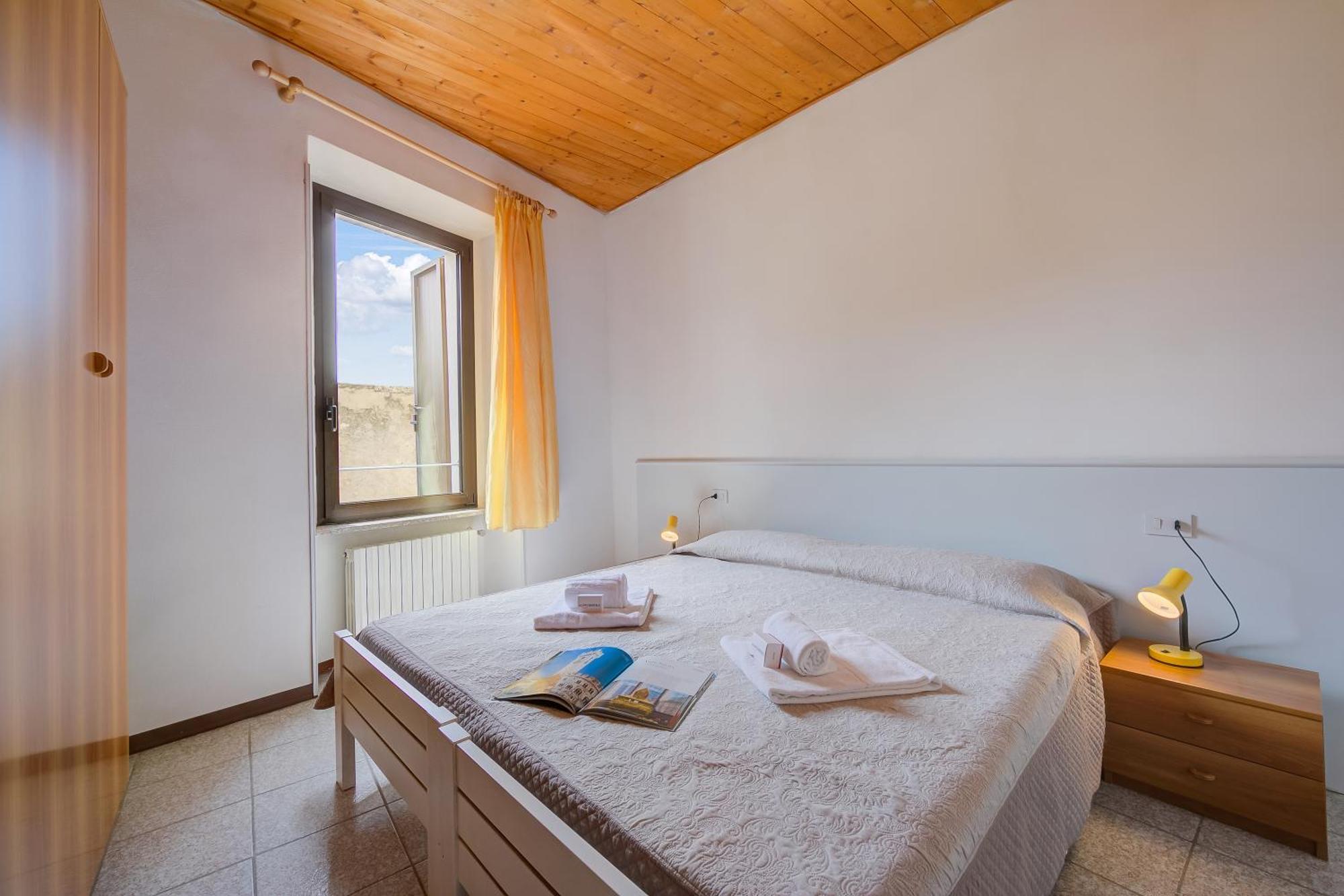 Al Peveri - Private Parking & Near Lake - Happy Rentals Toscolano Maderno Eksteriør billede