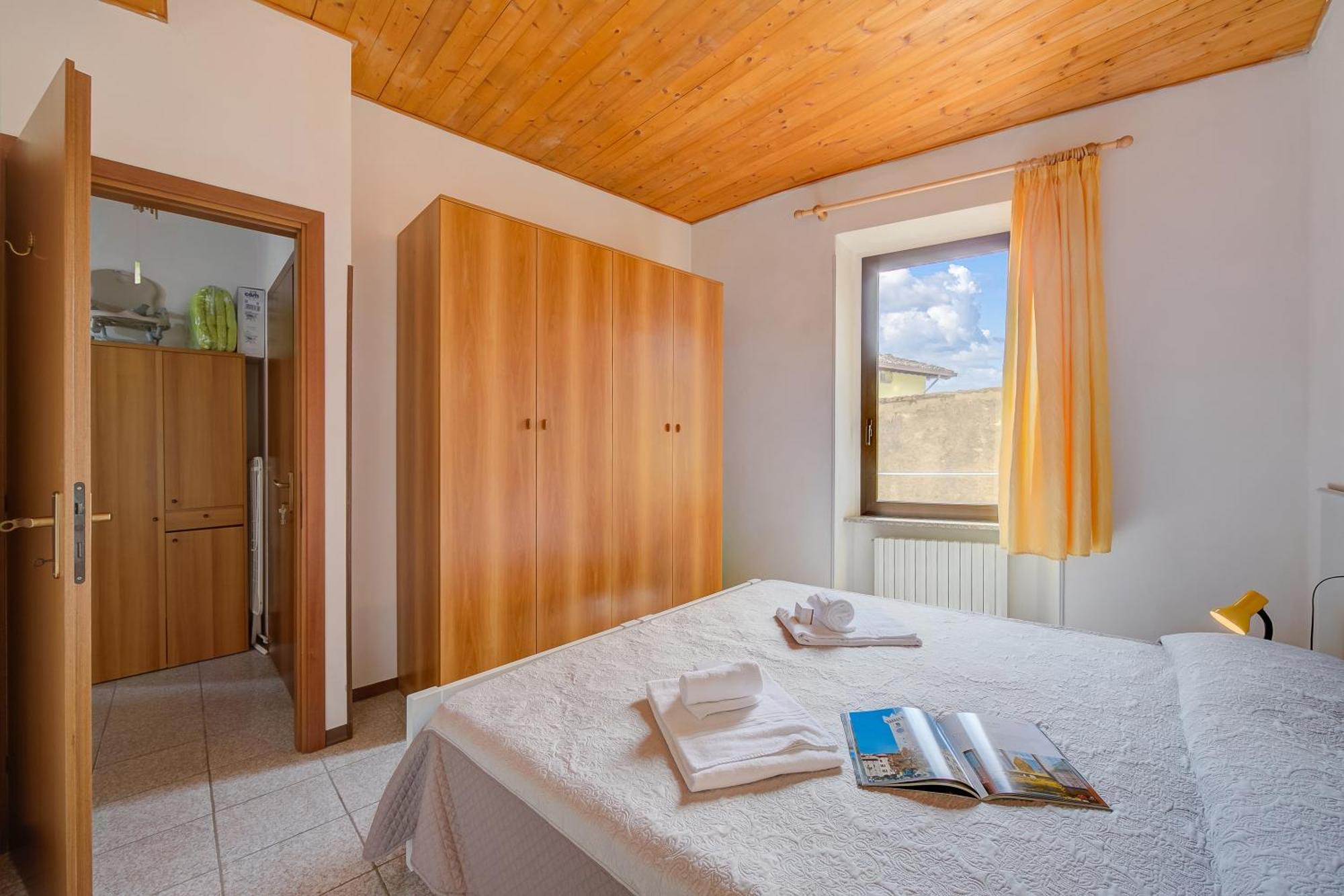 Al Peveri - Private Parking & Near Lake - Happy Rentals Toscolano Maderno Eksteriør billede