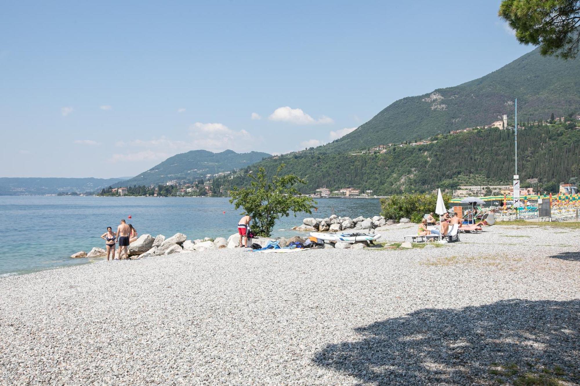 Al Peveri - Private Parking & Near Lake - Happy Rentals Toscolano Maderno Eksteriør billede