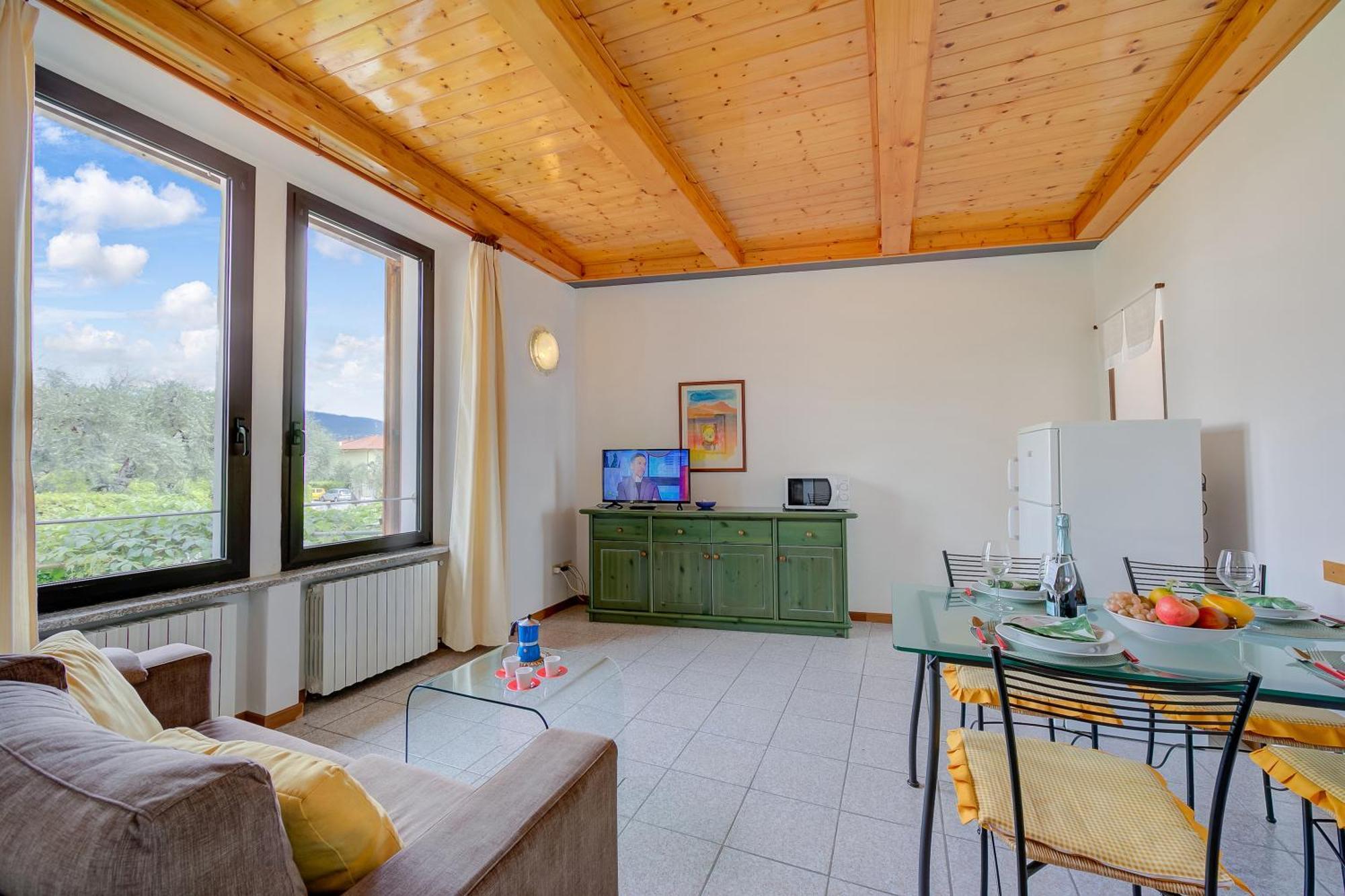 Al Peveri - Private Parking & Near Lake - Happy Rentals Toscolano Maderno Eksteriør billede